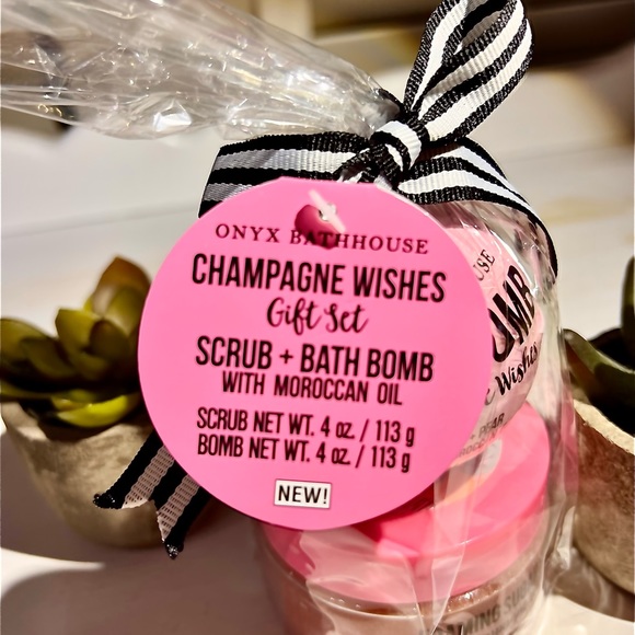 VALENTINE'S DAY GIFT SET 4PCS - Picture 10 of 10